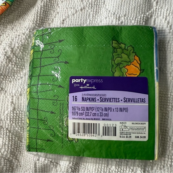 Vintage Snoopy Halloween Plates and Napkins‎ Set Hallmark - Picture 6 of 7